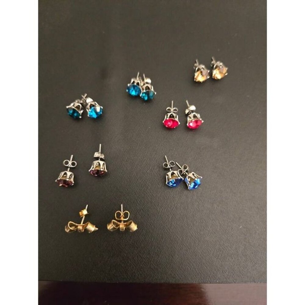 Claire’s Colorful Gemstone & Bow Stud Earring Set – 7 Pairs